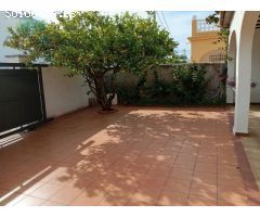 CHALET A 100 METROS DE LA PLAYA