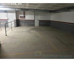 Parkings en Lloret de Mar (Fenals ). Edificio Santa Ana