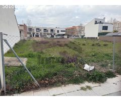 Venta de parcela para construir vivienda unifamiliar adosada en Miramadrid