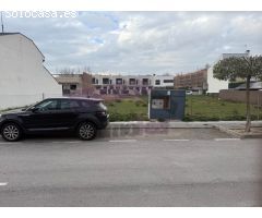 Venta de parcela para construir vivienda unifamiliar adosada en Miramadrid