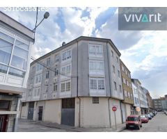 OPORTUNIDAD: AMPLIO Y LUMINOSO PISO EN NARÓN CON ASCENSOR Y TRASTERO!