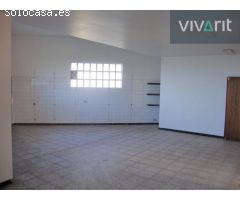 APROVECHA LA OPORTUNIDAD!!! LOCAL EN VENTA EN AVDA. AS PIAS 22, NARÓN!