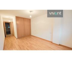 OPORTUNIDAD EN VILALBA!!! PISAZO POR SOLO 125.000€ con 4 habitaciones, garaje y