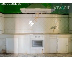CASA CON VISTA AL MAR EN CARNOTA PARA REFORMAR!!!