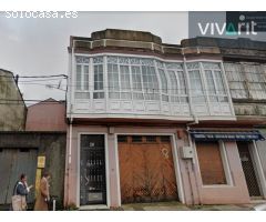 OPORTUNIDAD, CASA ADOSADA EN CURTIS