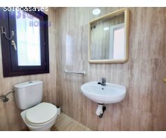 Casa Adosada en venta en primera linea de playa con vistas al mar
