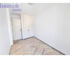Casa Adosada en venta en primera linea de playa con vistas al mar