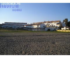 Casa Adosada en venta en primera linea de playa con vistas al mar