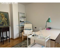 Chalet independiente con jardín, piscina y magníficas vistas