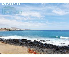Villa en primera línea - La Caleta