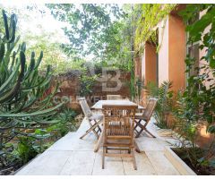 Auténtico loft de 250 m² con jardín en Poble-sec