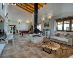 Masia completamente reformada en el Baix Emporda