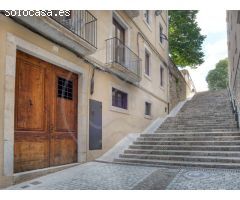 Precioso piso con piscina en el Barri Vell de Girona