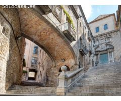 Precioso piso con piscina en el Barri Vell de Girona
