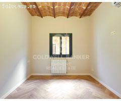 Exclusivo Piso Reformado en el Gótico - Encanto Histórico y Diseño Moderno