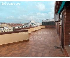 Exclusivo ático reformado con terraza privada de 63 m² en Sant Antoni -