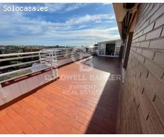 Ático Dúplex Exclusivo en Sarrià con Terraza Panorámica y Vistas Espectaculares.