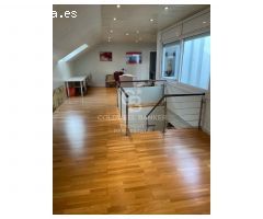 Ático Dúplex Exclusivo en Sarrià con Terraza Panorámica y Vistas Espectaculares.