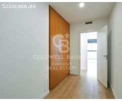 Piso en Venta en Viladomat - Excelente Oportunidad