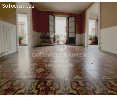 Magnífico piso con encanto histórico a reformar en Carrer de Ferran, Barrio