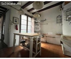 Magnífico piso con encanto histórico a reformar en Carrer de Ferran, Barrio