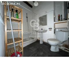 Magnífico piso con encanto histórico a reformar en Carrer de Ferran, Barrio