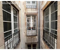 Magnífico piso con encanto histórico a reformar en Carrer de Ferran, Barrio