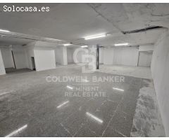 Local de 240m² a reformar en venta en calle Ganduxer