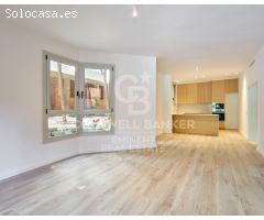 Exclusiva planta baja con patio en zona residencial de Gràcia