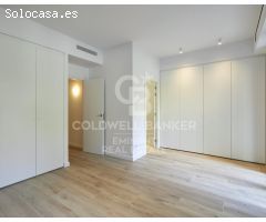 Exclusiva planta baja con patio en zona residencial de Gràcia