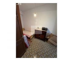 Acogedora casa con gran potencial, terraza y jardín en venta en Mas Sauró