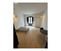 Acogedora casa con gran potencial, terraza y jardín en venta en Mas Sauró