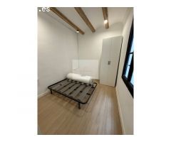 Acogedora casa con gran potencial, terraza y jardín en venta en Mas Sauró