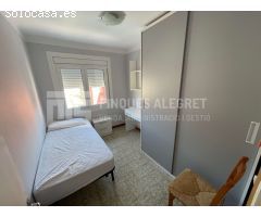 PISO DE TRES DORMITORIOS EN ZONA TRANQUILA