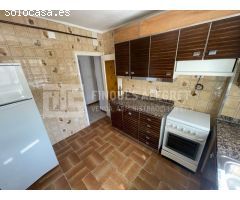 PISO DE TRES DORMITORIOS EN ZONA TRANQUILA