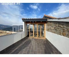 CASA AMB VISTES A CLAVEROL