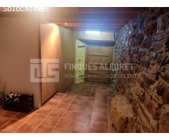 CASA AMB VISTES A CLAVEROL