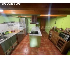 CASA AMB VISTES A CLAVEROL