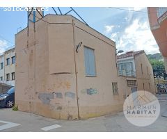 ¡Descubre esta joya histórica en Arenys de Munt! Casa de pueblo de 1900 con
