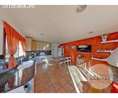TU NUEVO REFUGIO CON ENCANTO Y PISCINA EN EL MARESME