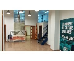 Venta de discoteca en zona de hoteles a lado de la playa en Blanes.
