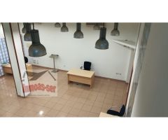 Venta de discoteca en zona de hoteles a lado de la playa en Blanes.