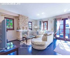 Adosada en Venta en Nagueles Marbella
