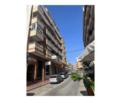 Apartamento 2 dormitorios en Playa del Cura, Torrevieja - A Solo 100m del Mar