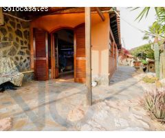 Aguilas / Villa