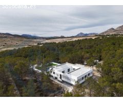 La Parroquia / Villa