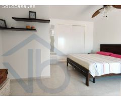 San Juan de los Terreros / Villa