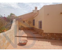 Los Lobos / Villa