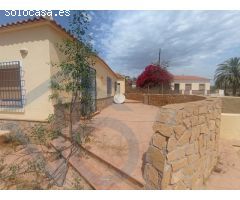 Los Lobos / Villa