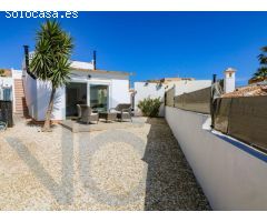San Juan de los Terreros / Villa